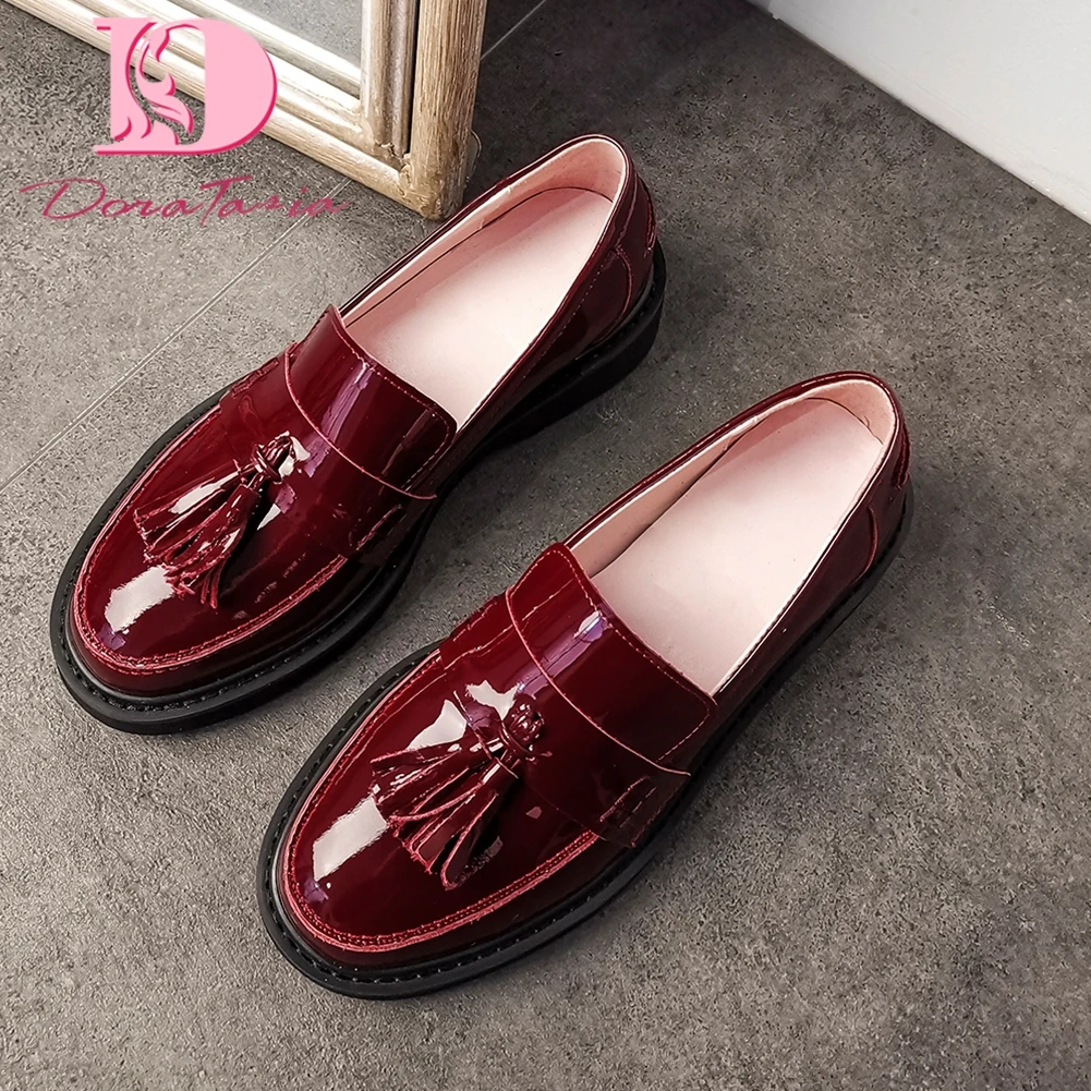

Doratasia New Fashion Patent Leather Flat Platform Comfortable Shoes Woman Flats Slip-On Fringe Spring Flats Women Shoes