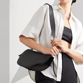 

Fashion Design Saddle Bag for Women Underarm Package Ins Personality Handbags Party Clutch Vintage PU Leather Girls Shoulder Bag