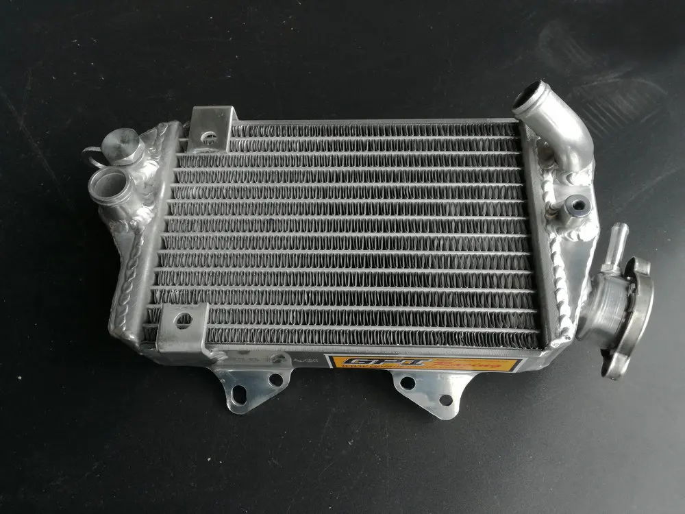 Низкая цена на заказ Алюминий радиатор для Kawasaki KLX650 KLX 650 1993-1996 1993 1994 1995 1996
