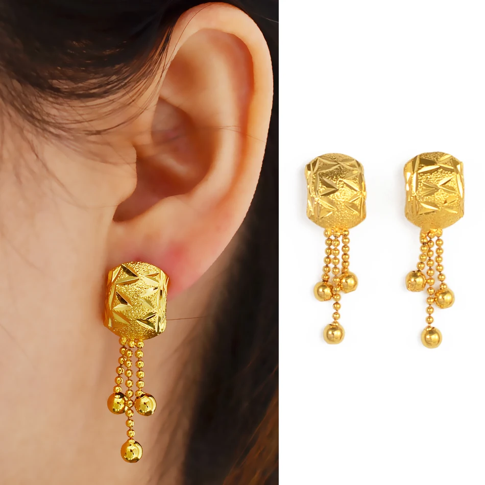 Dainty Diamond-Shaped 22k Gold Earrings – Andaaz Jewelers