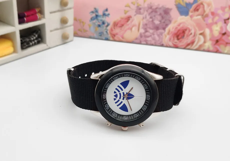 Ins brand Women Watches Ultra Thin Canvas Band Quartz Watch Fashion Female Wristwatch Relogio Feminino Zegarek Damski Relojes