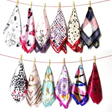 50*50 элегантный весенний шелковый шарф с принтом для женщин, дамские шарфы, многофункциональные Галстуки для волос, головные уборы, роскошный дизайн, ретро шейный платок