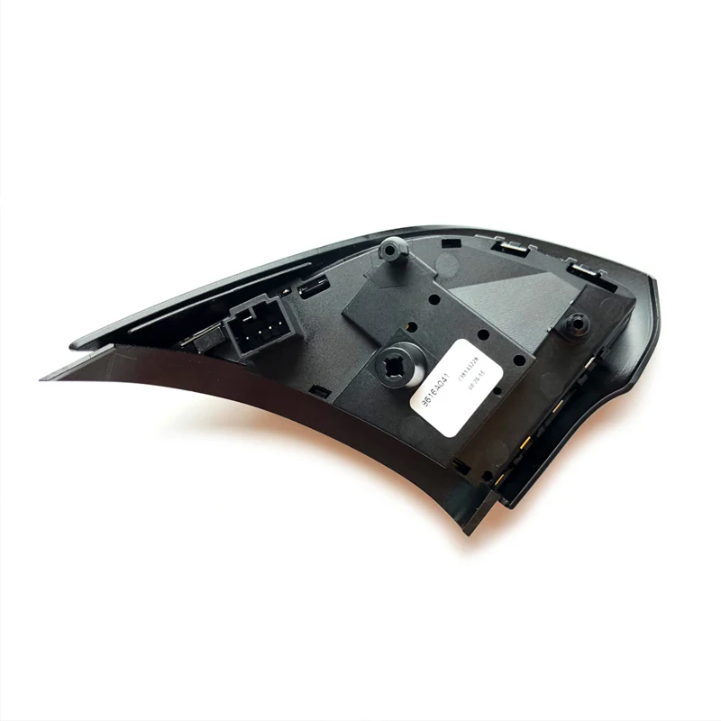 xpander steering wheel button (3)