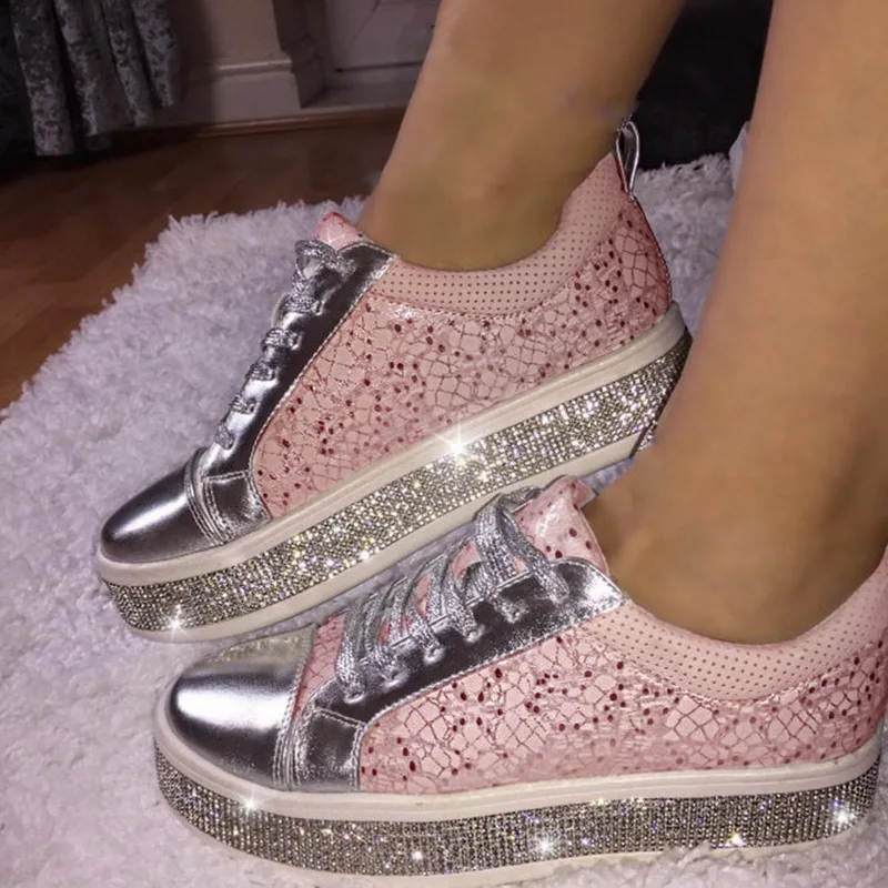 

MoneRffi Women Bling Sneakers Spring Casual Flat Ladies Vulcanized Shoes Lace Up Outdoor Sport Running Fashion Women Shoes 2020