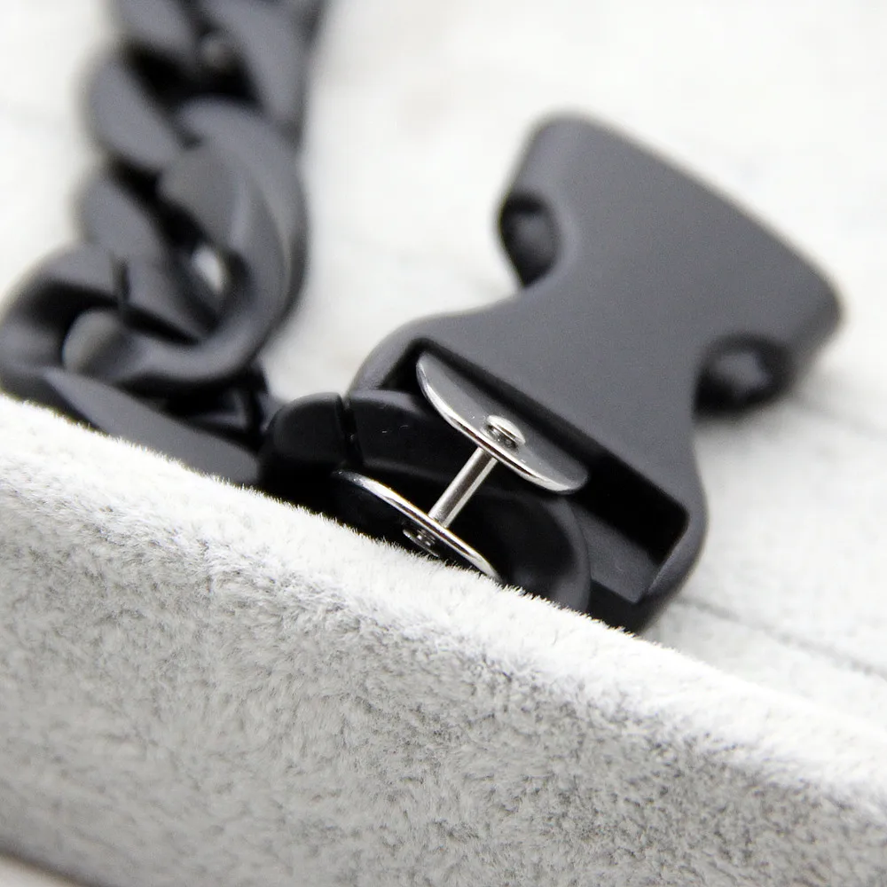 acrylic buckle necklace