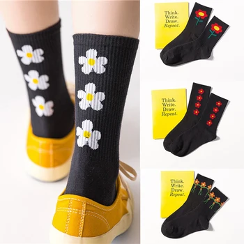 

AWAYTR Women's Socks Sox Fashion Sun Flower Mid-tall Black Socks Creativity Small Fresh Ins Trend Hosiery For Girls Female