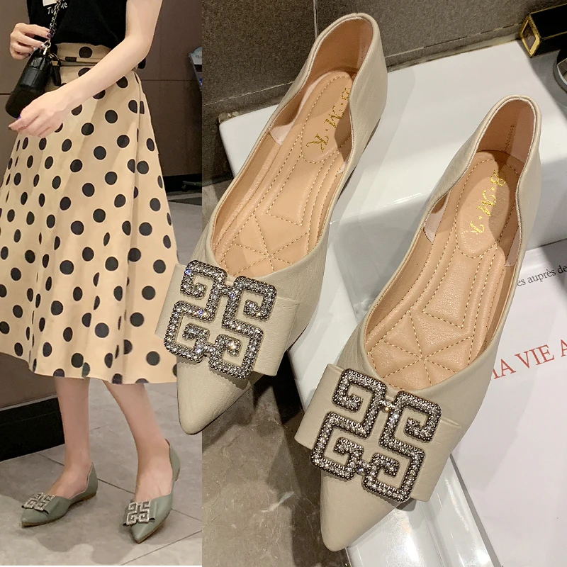 

New design 2019 fashion crystal pointed Boat shoes shallow sexy Korean version soft bottom cozy leisure flats zapatos mujer