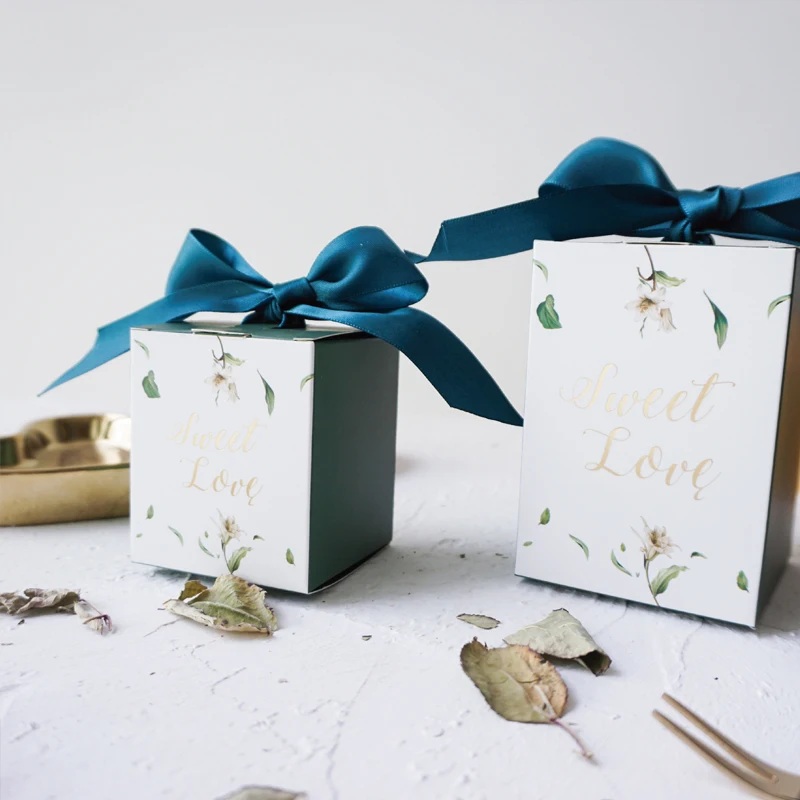 10pcs Fresh Printed Box Hold Chocolate Candy Packaging Gift Box for Wedding Favor Sugar Gift Holding Packing Boxes with Ribbon - Цвет: large box