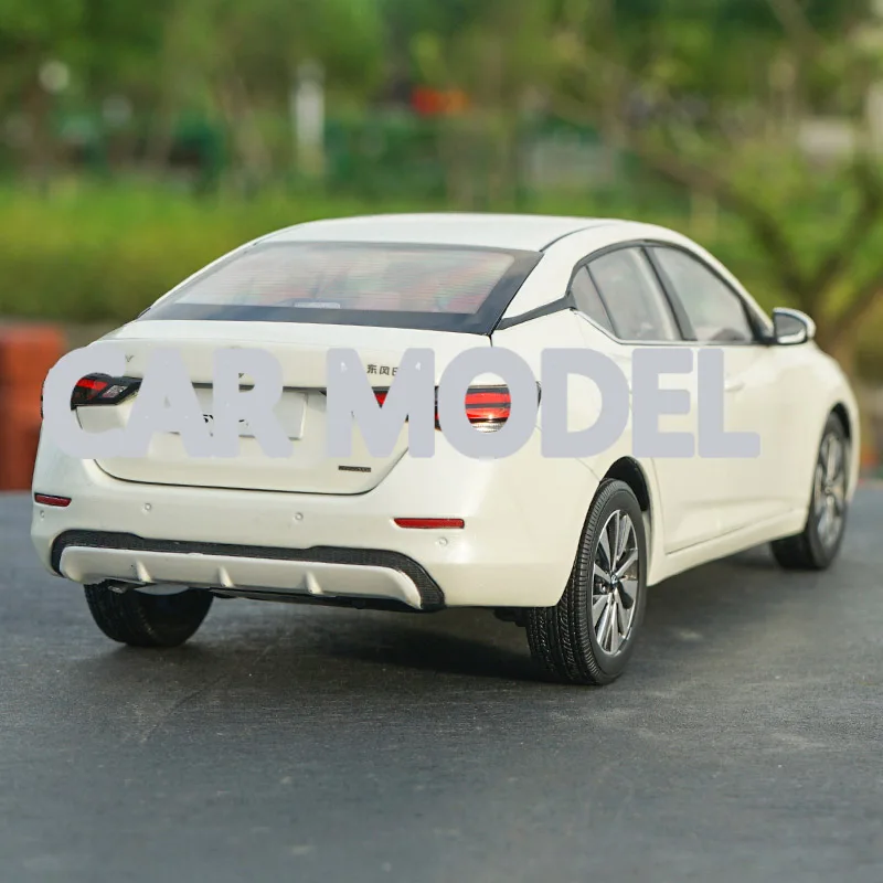 1:18 игрушечный автомобиль из сплава 14 SYLPHY модель детских игрушечных автомобилей авторизованный детский игрушечный автомобиль