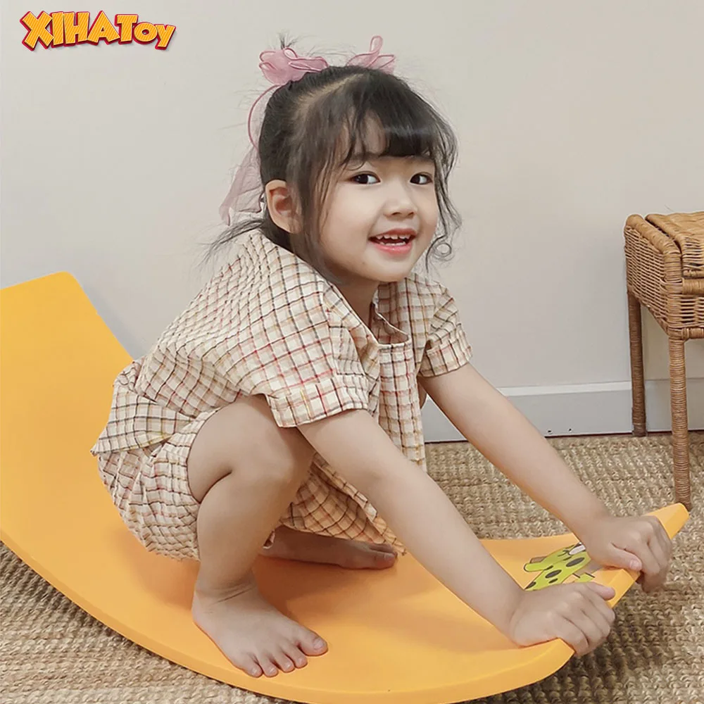 - INS Wooden Balance Board Color Animal Pattern Indoor Toy Sensory Training Kindergarten Yoga Childrens Wobble Board Felt