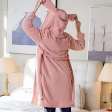 Новинка года; сезон осень-зима; плотный теплый длинный халат для женщин; одежда с капюшоном и заячьими ушками; Милая Ночная рубашка; домашняя одежда