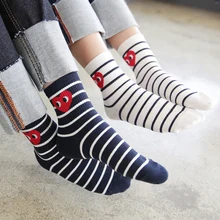 Корейские модные классические дикие хлопковые полосатые носки в стиле Харадзюку для влюбленных пар, носки из чесаного хлопка в духе колледжа