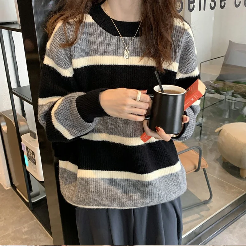 

Winter Warm Women Sweater Pullover Striped Knitted Retro Fashion Sweater Long Slim Round Neck Pullover 2020 Korean Fashion