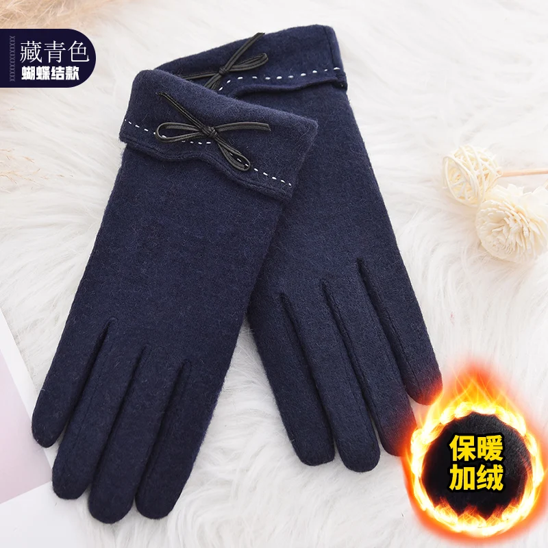 Woodpecker cashmere gloves lady cute plush thicker warm drive ride touch screen wool gloves - Цвет: Белый