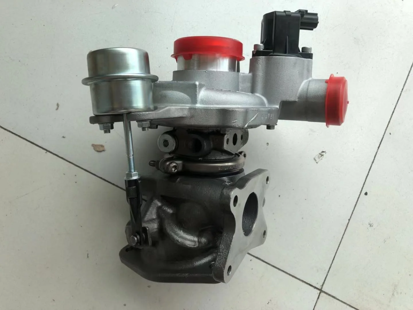 1pcs Turbo charger assy. for Chinese SAIC ROEWE RX8 MG GS 2.0T Engine Auto car motor parts 10650710