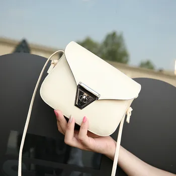 

Women's Diagonal Shoulder Bag Messenger Bag Casual Cute Wild Shoulder Bag 2020 New Ladies Metal Lock Diagonal Bag Women Bag