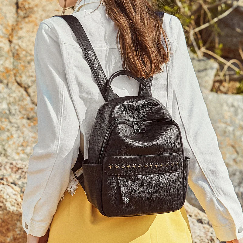 Дизайнерский женский рюкзак со звездами и заклепками, натуральная кожа, женский рюкзак для путешествий, рюкзак для девочек из воловьей кожи, школьная сумка для книг