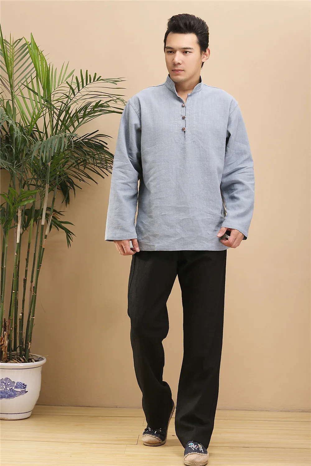 

Material: Pure Hemp (Eight) Size: Clothing Long (with ling gao) Bust Shoulder Width Sleeve Length & Amp &