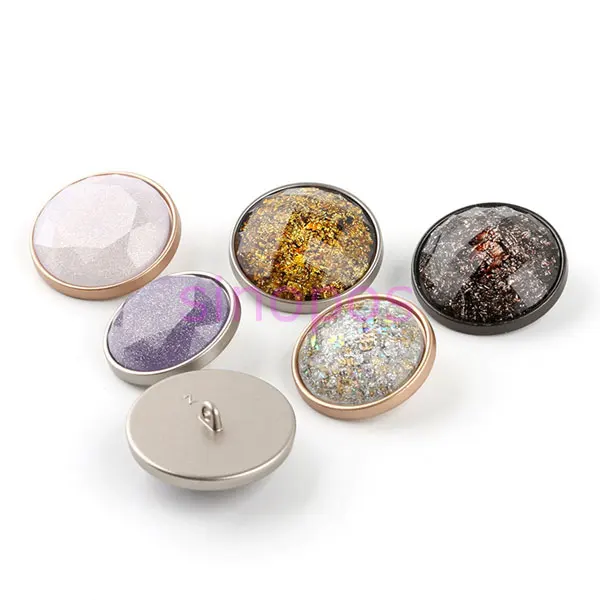 10929917664_753782208