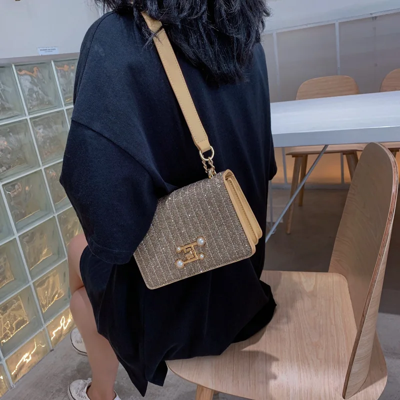 

JIULIN Chain women 2019 new personality lock feeling foreign-style Messenger bag Mori casual Joker small square bag