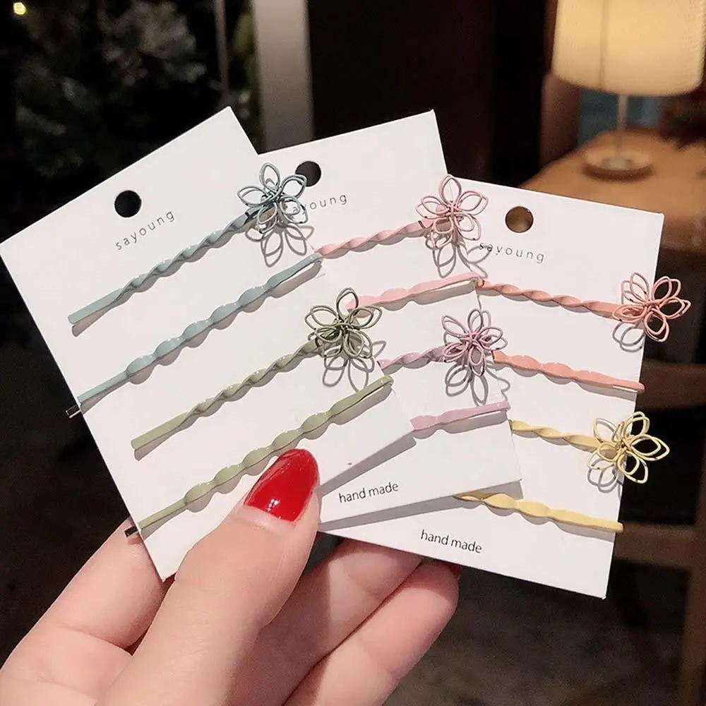 

4 Pieces/set Girl Bangs Clip Simple Color Matte Wavy Bow Flower Hair Clip Korean Version Of Macarons Color Clip Girl Bangs Clip