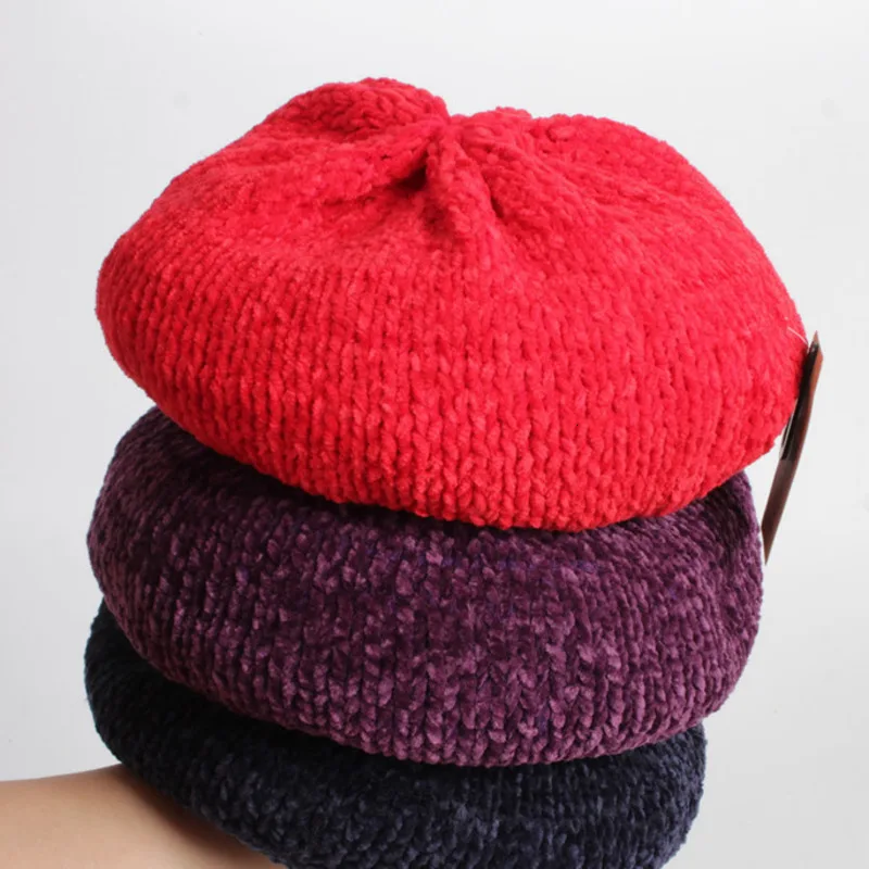 New Casual Bonnet Hats Women Winter Keep Warm Knitwear Cap Hats Elegant Lady Printer Solid Corlor Earmuffs Beanies Hat