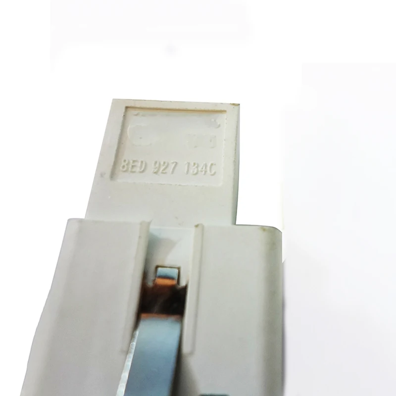 8ED927134 8ED 927 134 ESP электронный переключатель устойчивость программа кнопка для Audi A4 S4 8EB6 B7 RS4 2001-2008 8ed927134 8ed 927 134