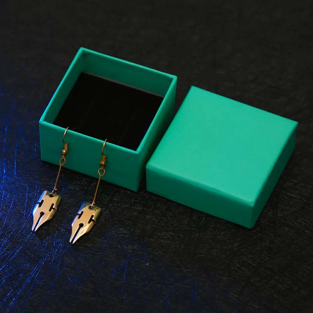 

1 Pair Anime JOJO JOJO'S BIZARRE ADVENTURE Cosplay Accessories Rohan Kishibe Metal Stud Earrings Jewelry Cosplay Props