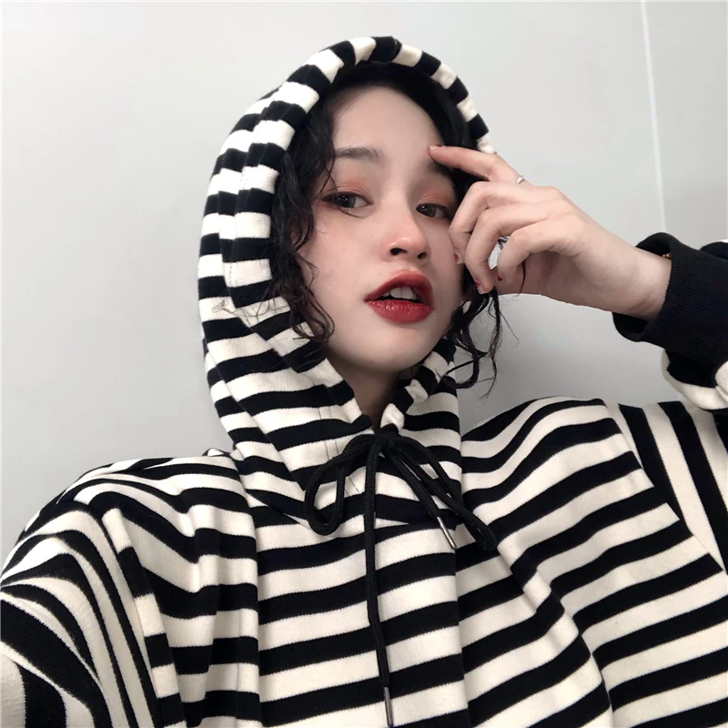 Новинка зимы, корейская мода ulzzang, свободная Ретро толстовка с капюшоном, Женская шикарная полосатая Толстовка Harajuku с круглым вырезом, Повседневная Женская толстовка
