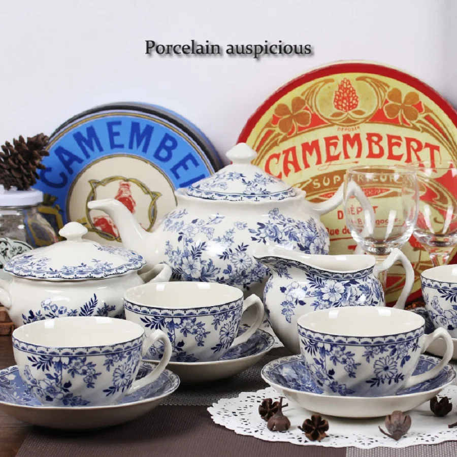 Винтажная тарелка для стейка из белого и голубого фарфора десертная с цветами