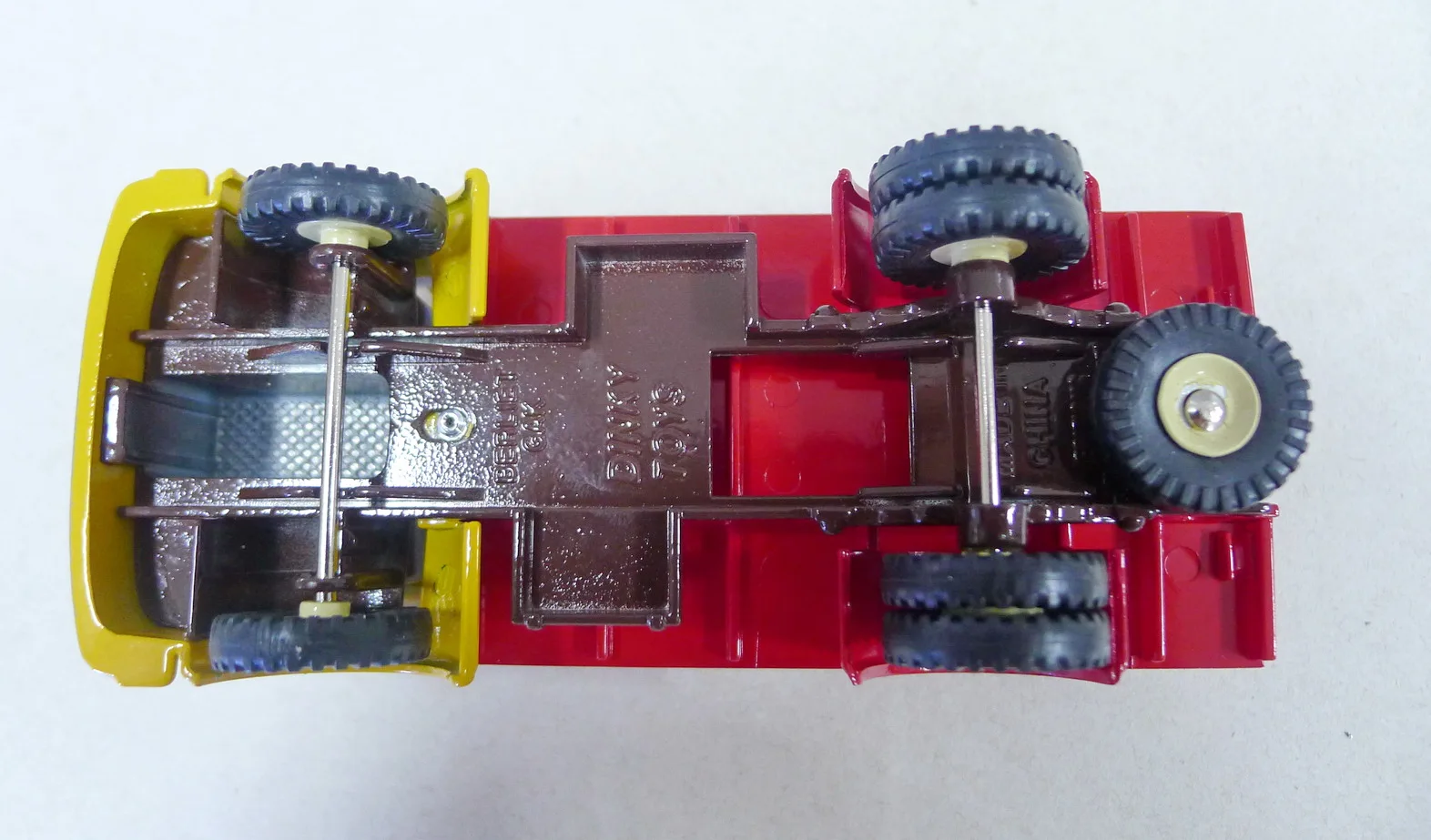 Atlas Dinky Truck 588 Berliet GAK Brasseur/кроненбург литые игрушки 1:43