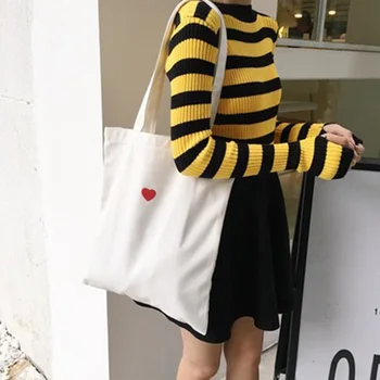 

Women Student Shoulder Bag Heart Shape Embroidery Canvas Zipper for Mobile Phone Travel H66