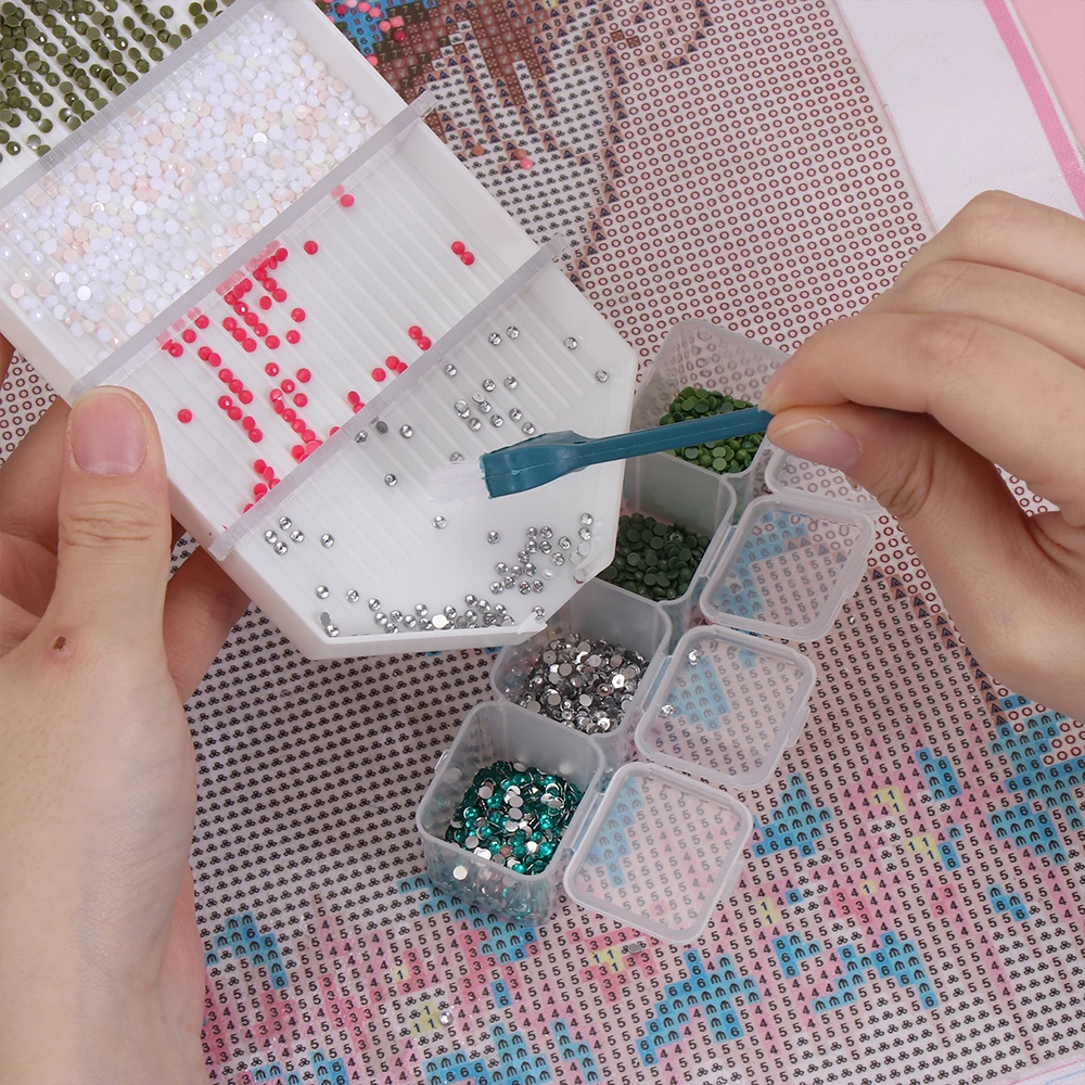 Diamond Painting Accessories Diamond Painting Tool Set 1PC Large Capacity Diamond Painting Tray Plastic Beading Plates Diamond Painting Drill Plate Cross Stitch Embroidery Accessories