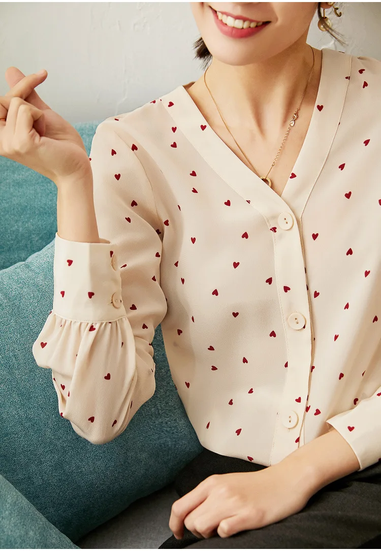 

Women Shirt Love Peach Heart Printed Silk Shirt Female Spring 2020 New Long-sleeved V-neck Silk Shirt