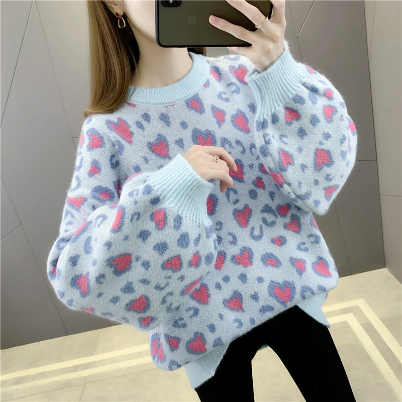 

Room 210574, row 7, No. 3 (top)] real shooting round neck love color matching loose Pullover Sweater [3001] 52