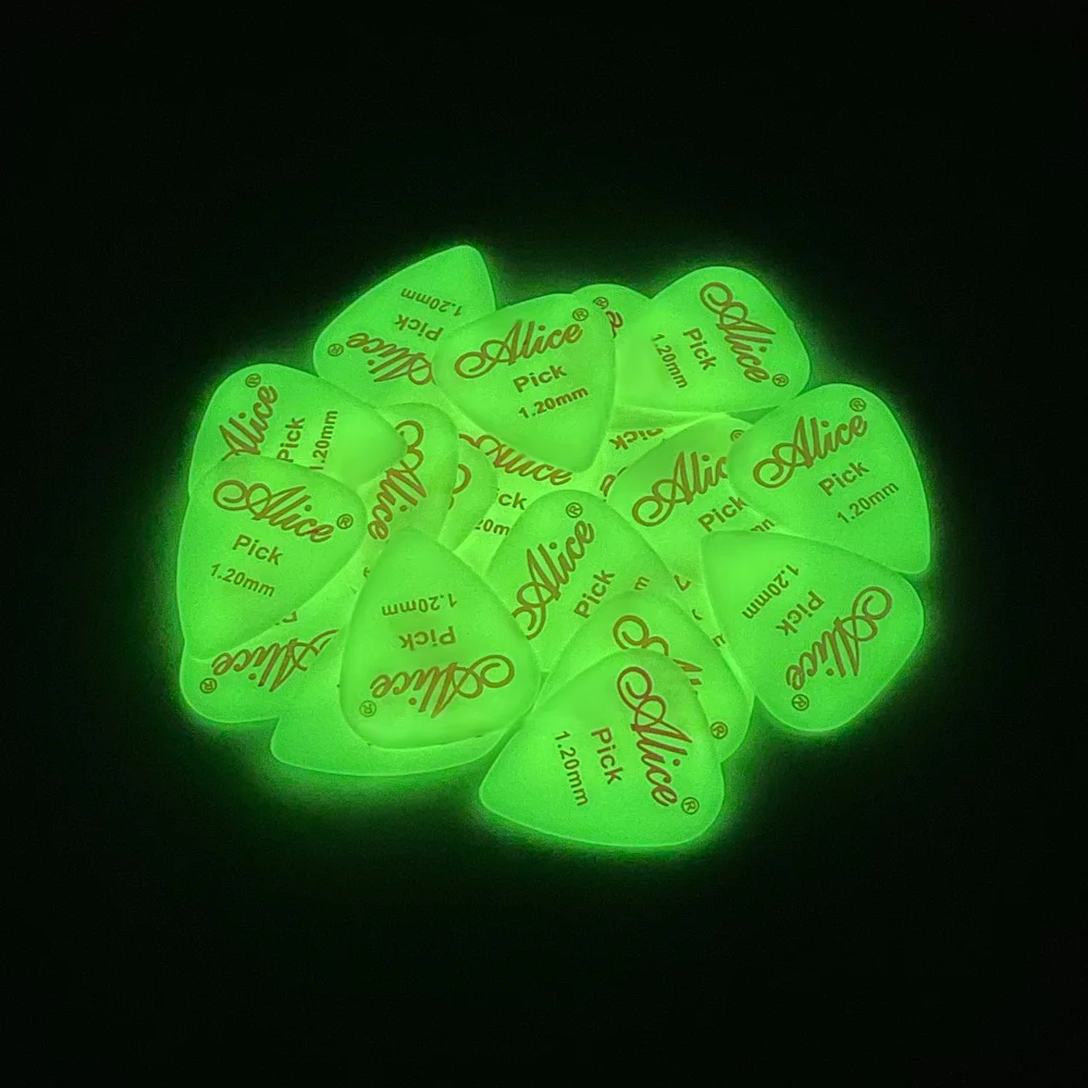 Luminous Guitar Pick (Free Today) – Goosdeellc