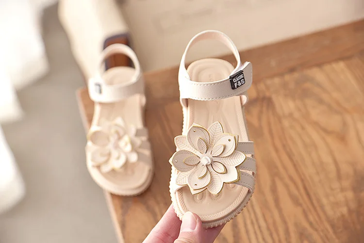 JGSHOWKITO Girls Sandals Fashion Brand Soft Kids Beach Sandals With Flowers Sweet Princess Children Floral Sandals High Quality