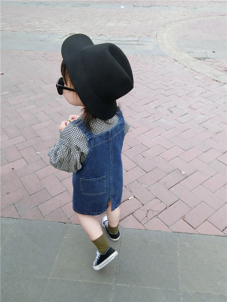 4090661532_779743780