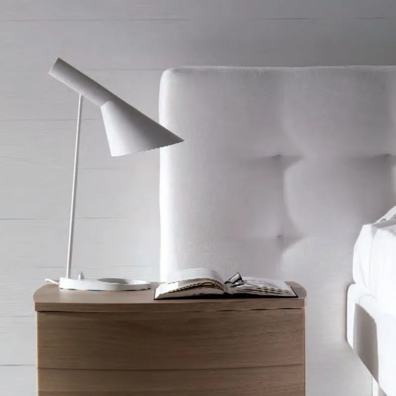 Реплика Луи Современная AJ настольная лампа Arne Jacobsen настольные лампы для спальни кабинет стенд светильник домашний Лофт Декор Светильник E27
