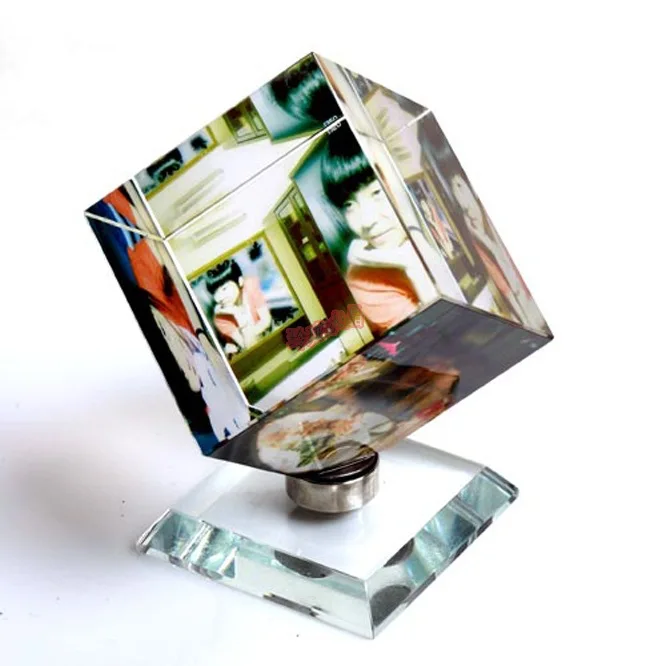 

Manufacturers Direct Selling Crystal Hemisphere Crystal Paperweight Rectangular Crystal Cube Rotating Crystal Crafts