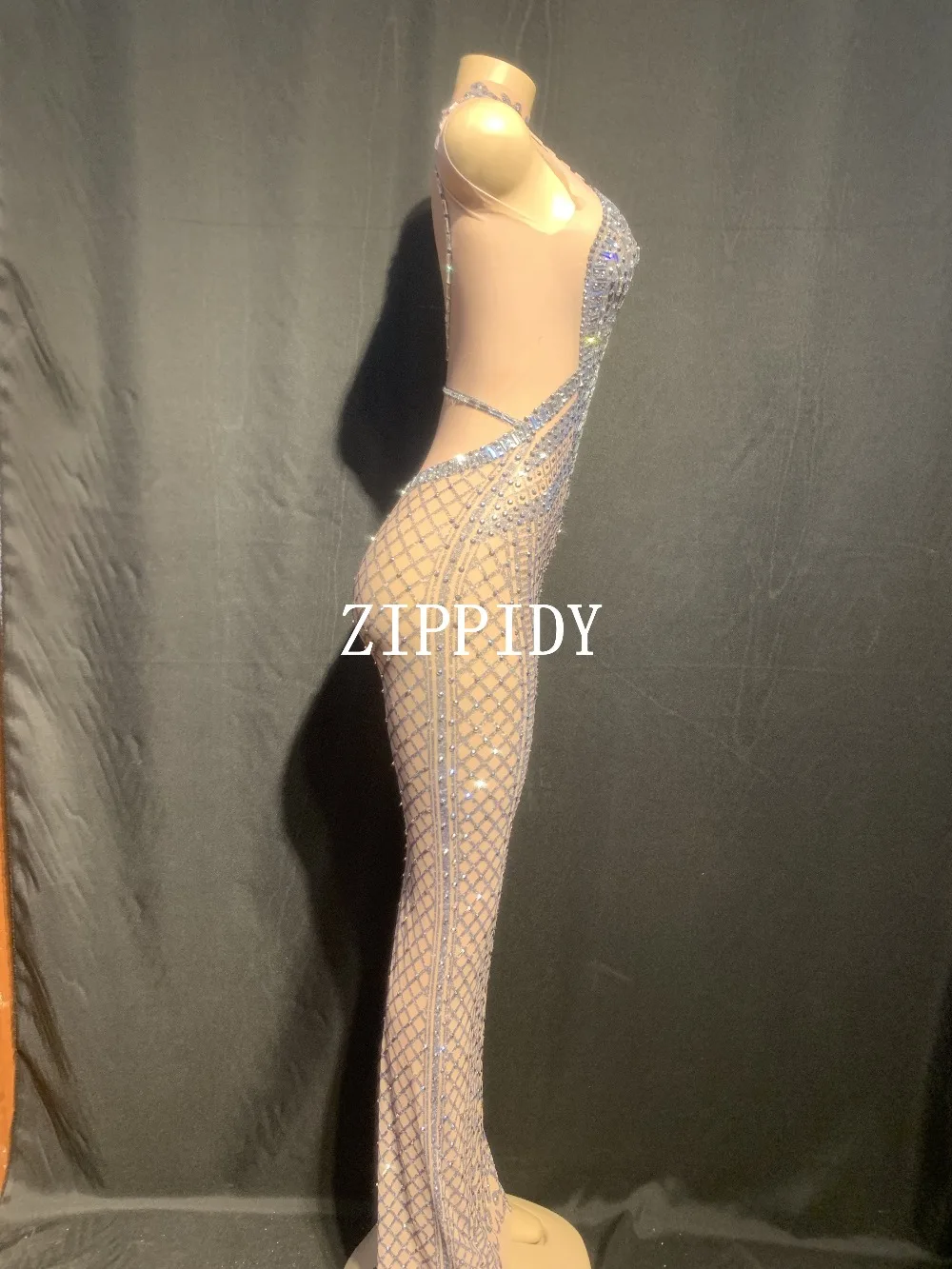 Hd20caeeaaec1432b86903926a0718dd4W