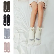 Новинка; теплые носки без пятки из бархата кораллового цвета с милым рисунком для женщин и девочек; удобные носки; XRQ88