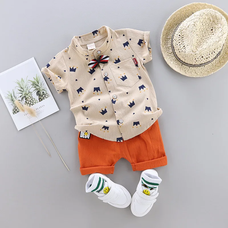 Khakicrown Комплект летней одежды для малышей; Новинка г.; Модная хлопковая рубашка с рукавами+ шорты; комплект одежды из 2 предметов с героями мультфильмов для малышей; Одежда для новорожденных - Цвет: Khakicrown