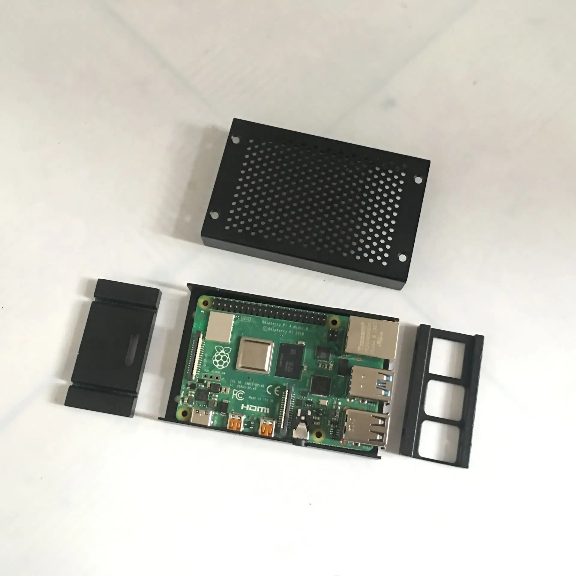 Горячая Raspberry Pi 4 алюминиевый корпус черный корпус Серебряная коробка металлический корпус для RPI 4 Модель B с вентилятором