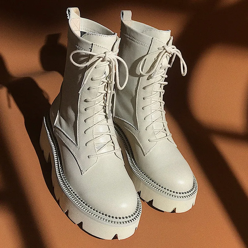 White Leather Platform Motorcycle Boots Round Toe Lace Up European Street Fashion Shoes Women Ankle Boots Black Size 42 - Цвет: Бежевый