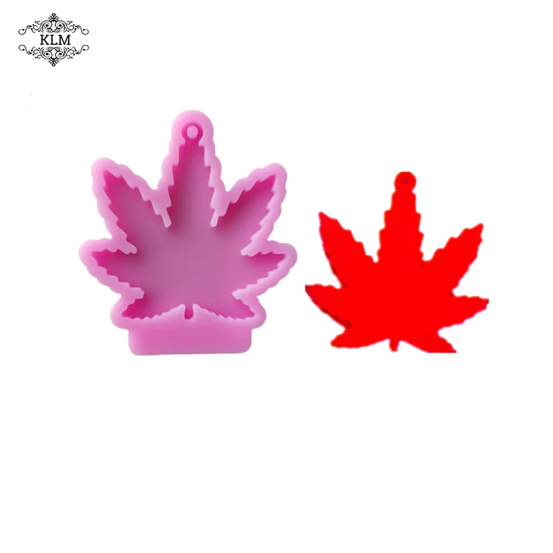 

Maple Leaf Model Silicone Keychain Mold DIY Jewelry Pendant Tool Epoxy Resin Pouring Process KLM