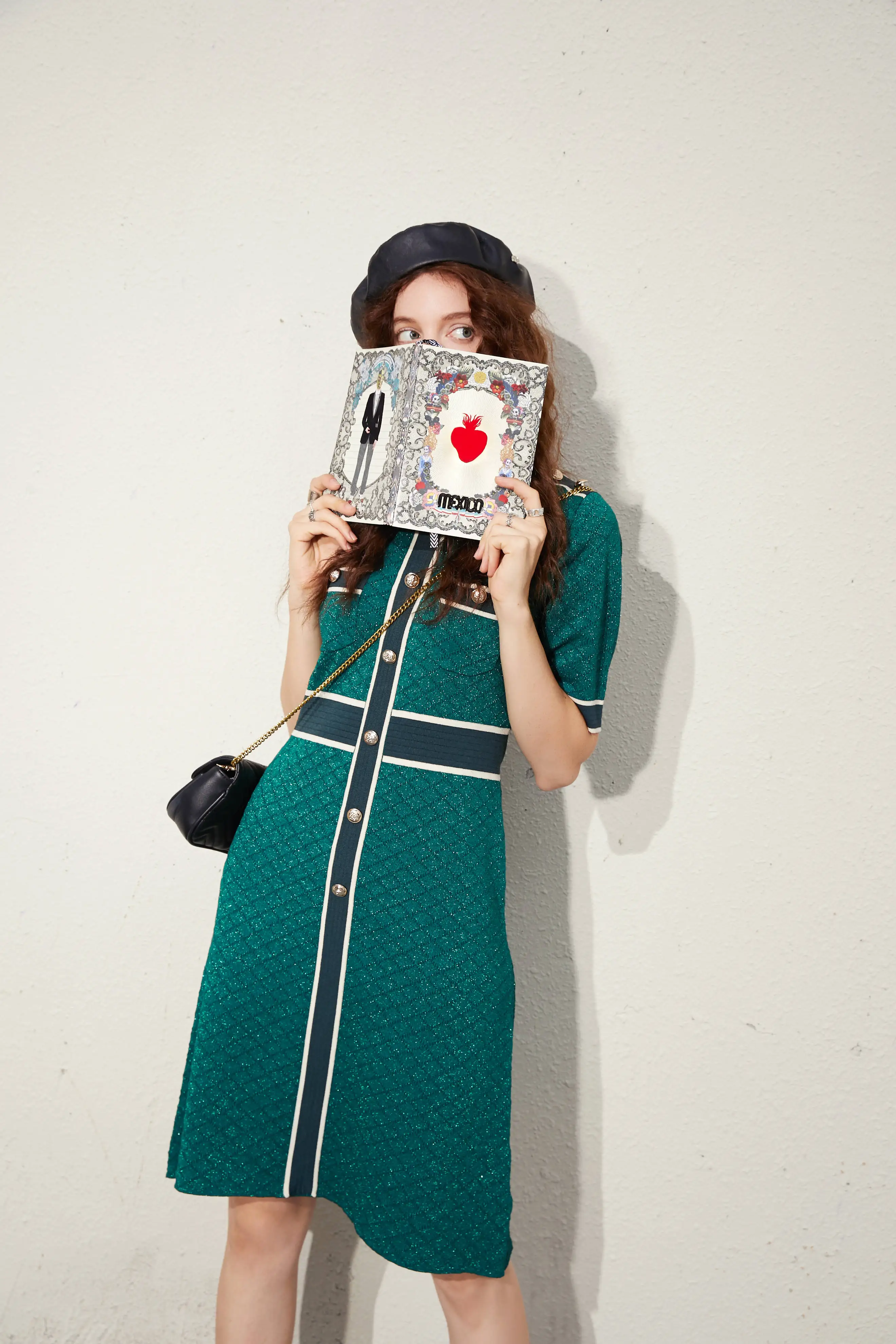 ELFSACK Green Singel Chic Button Knitted Casual Korean Dress Women,2020Autumn ELF Vintage Short Sleeve Female Slim Party Dresses