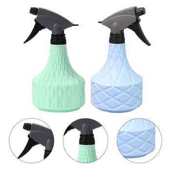 

2pcs Retro Fine Mist Sprayer Set Watering Can for Gardening(1pc Blue, 1pc Green)