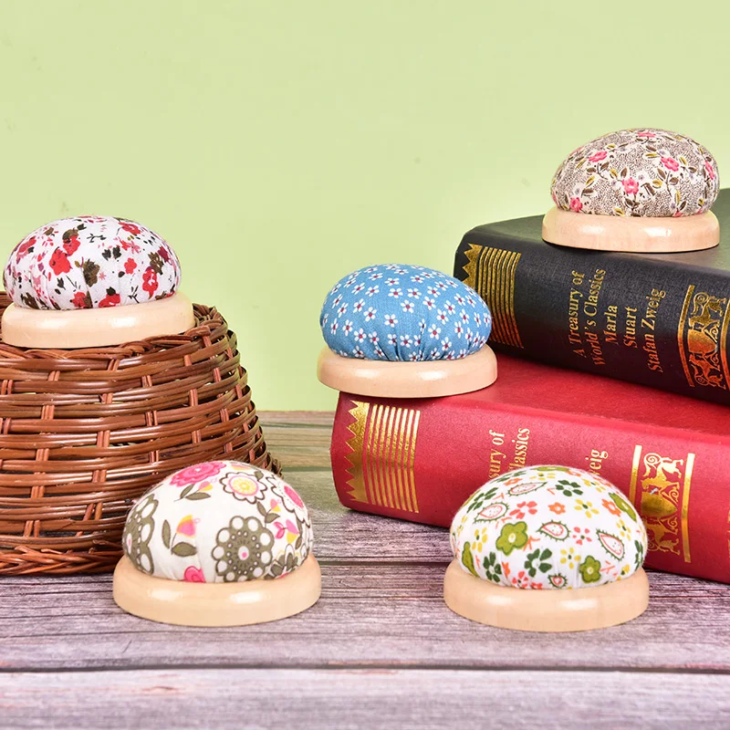 Random Color 1pcs Wood Bottom Base Needle Pin Cushion Pillow Holder Sewing Craft Stitch Needlework DIY Craft