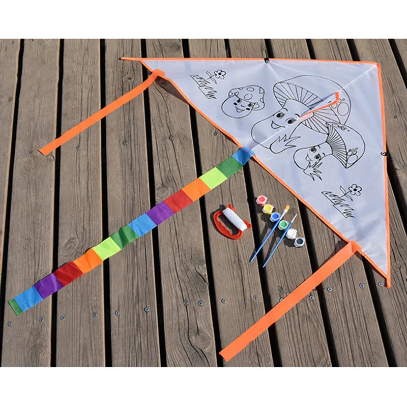 

DIY children's graffiti color kite outdoor parent-child sports fun children's gift long tail kite white triangle belt 60M line